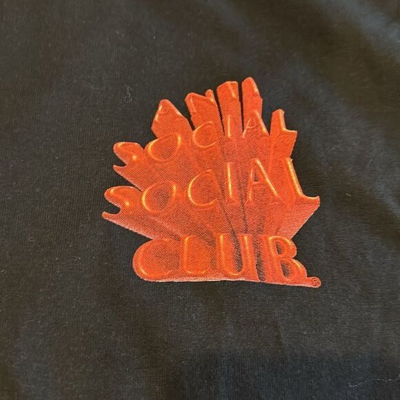 Anti Social Social Club Men’s Black with Red Graphic T-Shirt - Picture 2 of 6